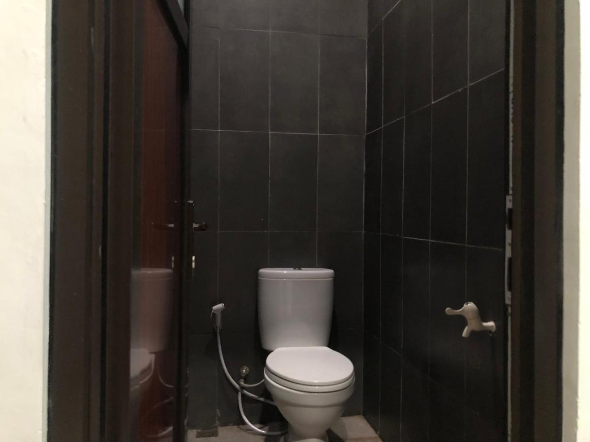 Bening Asri Guesthouse Тангеранг Экстерьер фото